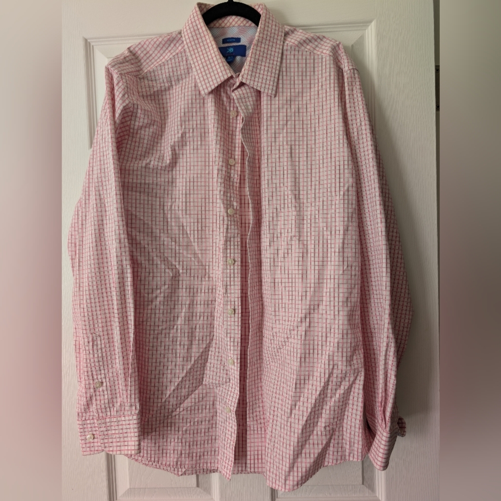 Egara Pink and White Checkered Button Down Shirt